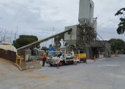 Hartech workers on site in Country South Australia undertaking abrasive blasting, steel repairs/fabrication and applying industrial surface coatings